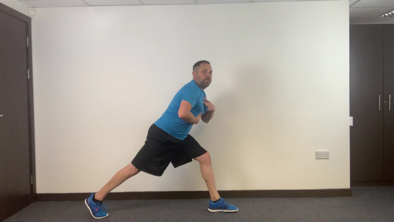 RP The Pyramid Lunge